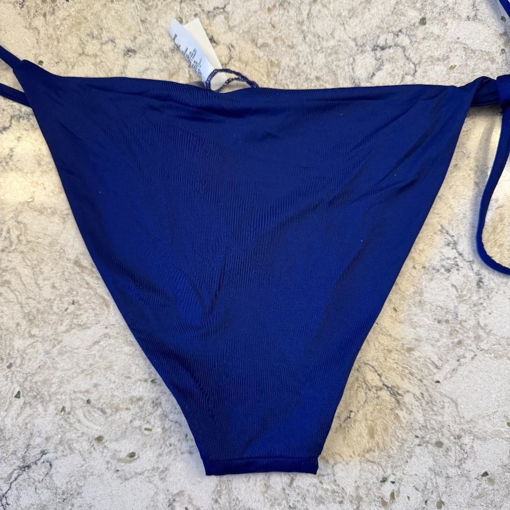 NWT - Becca Side Tie String  Bikini Navy blue‎ bottoms Size Medium